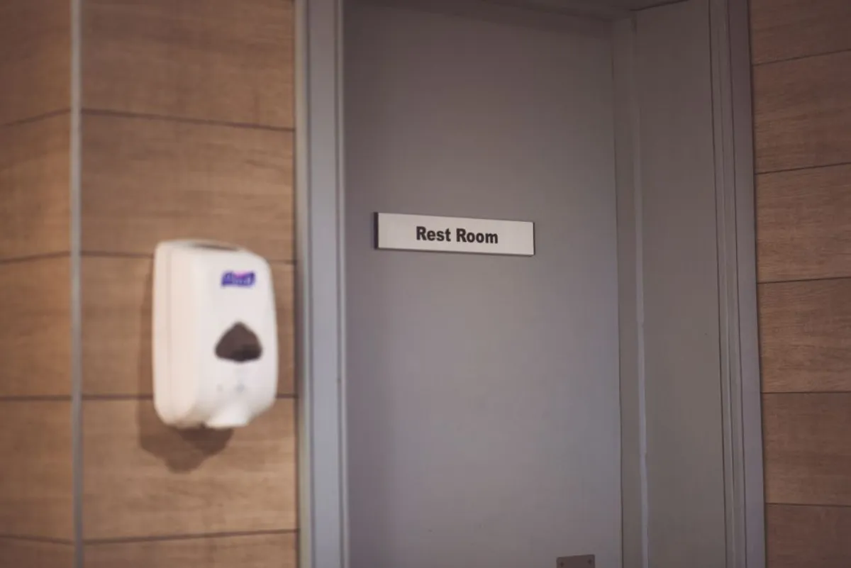 restroom sign